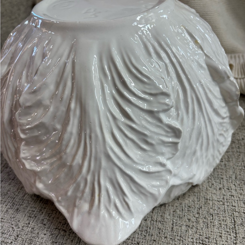 White Ceramic Cabbage Whittier Pottery Tureen with Lid and Ladle - Picture 6 of 16